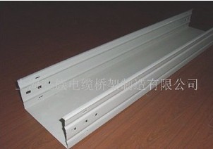 鋁合金槽式橋架可以被長(cháng)期使用的